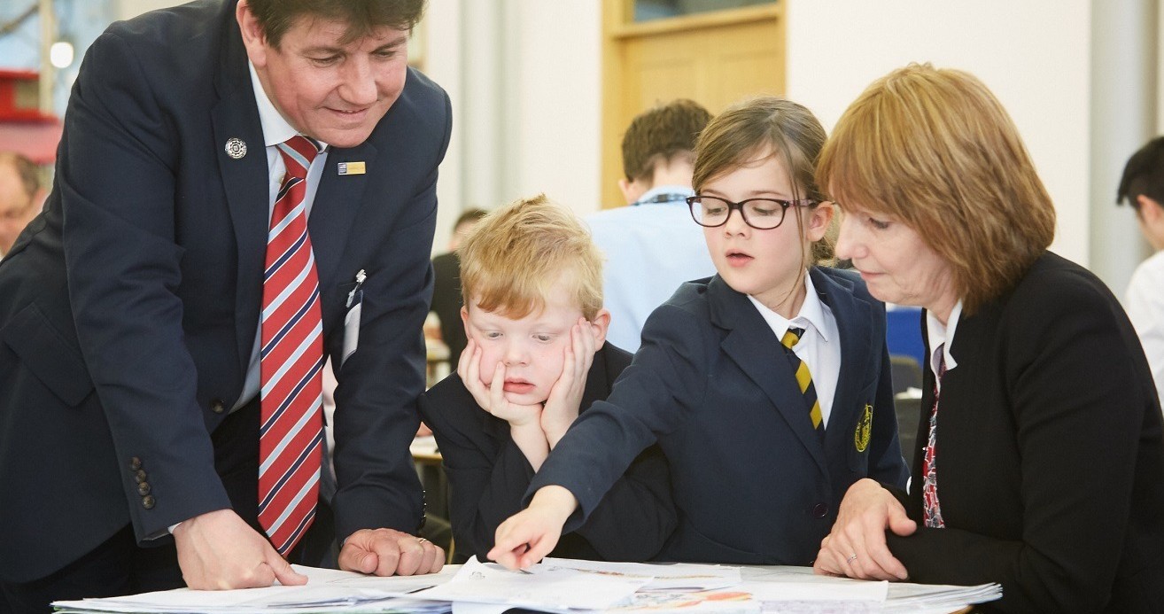 Primary Engineer Dr Susan Scurlock MBE with school students