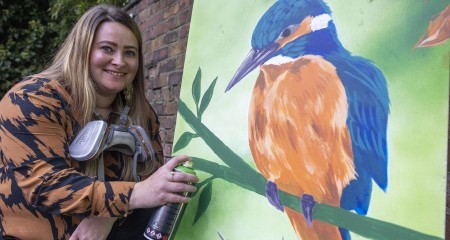 Flying Start   Lisa Yates   artist with kingfisher web