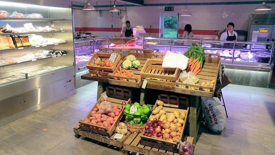 roaming_roosters___shop 2