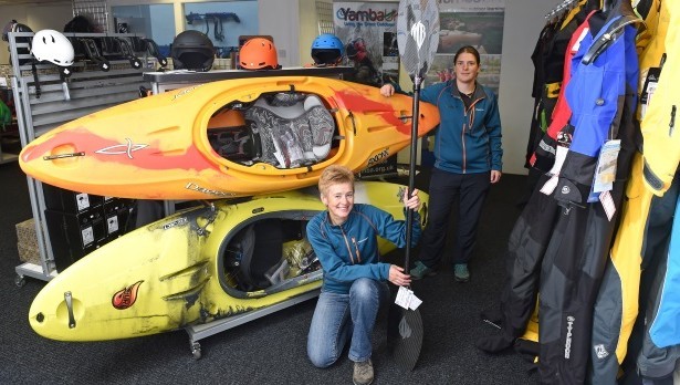 lr_diane_hill__kneeling__and_jess_evans_of_yamba_uk_have_been_supported_by_boost_business_lancashire___web 2