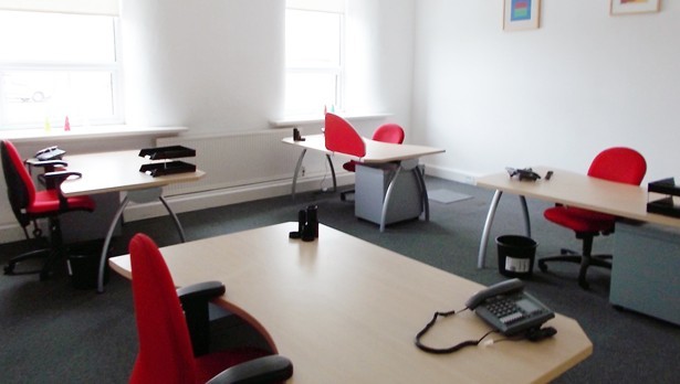 offices_at_lomeshaye_web 2