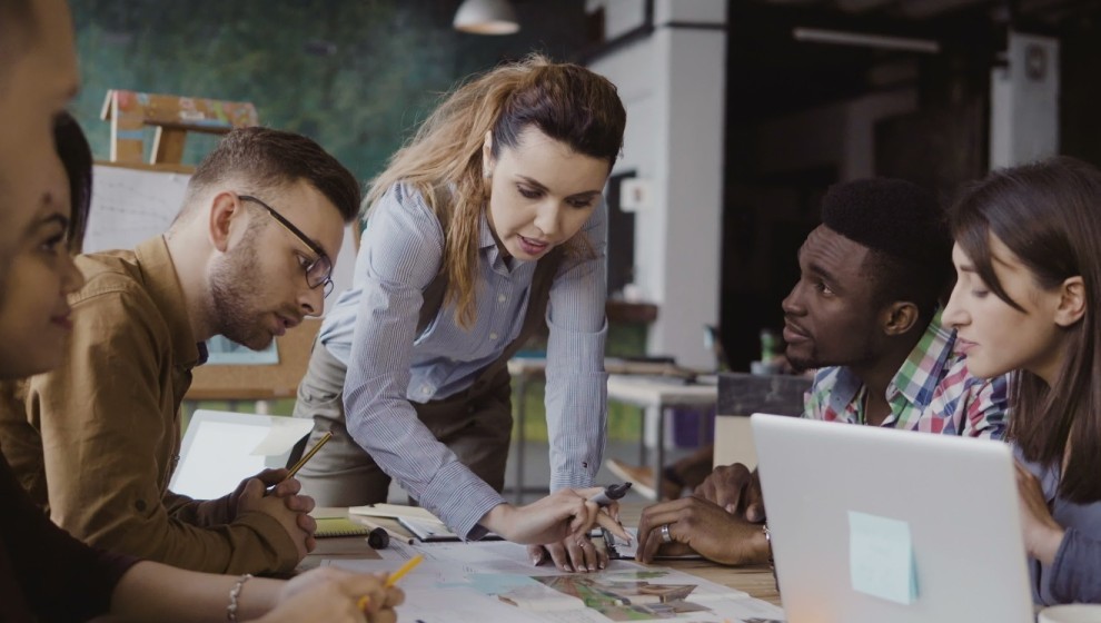 Female business leader web