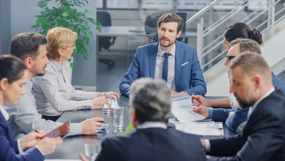 AdobeStock_348215929 What makes a good leader scaled